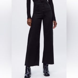 New with tags! Zara The Marine Jeans in Black. Size 6 women's.